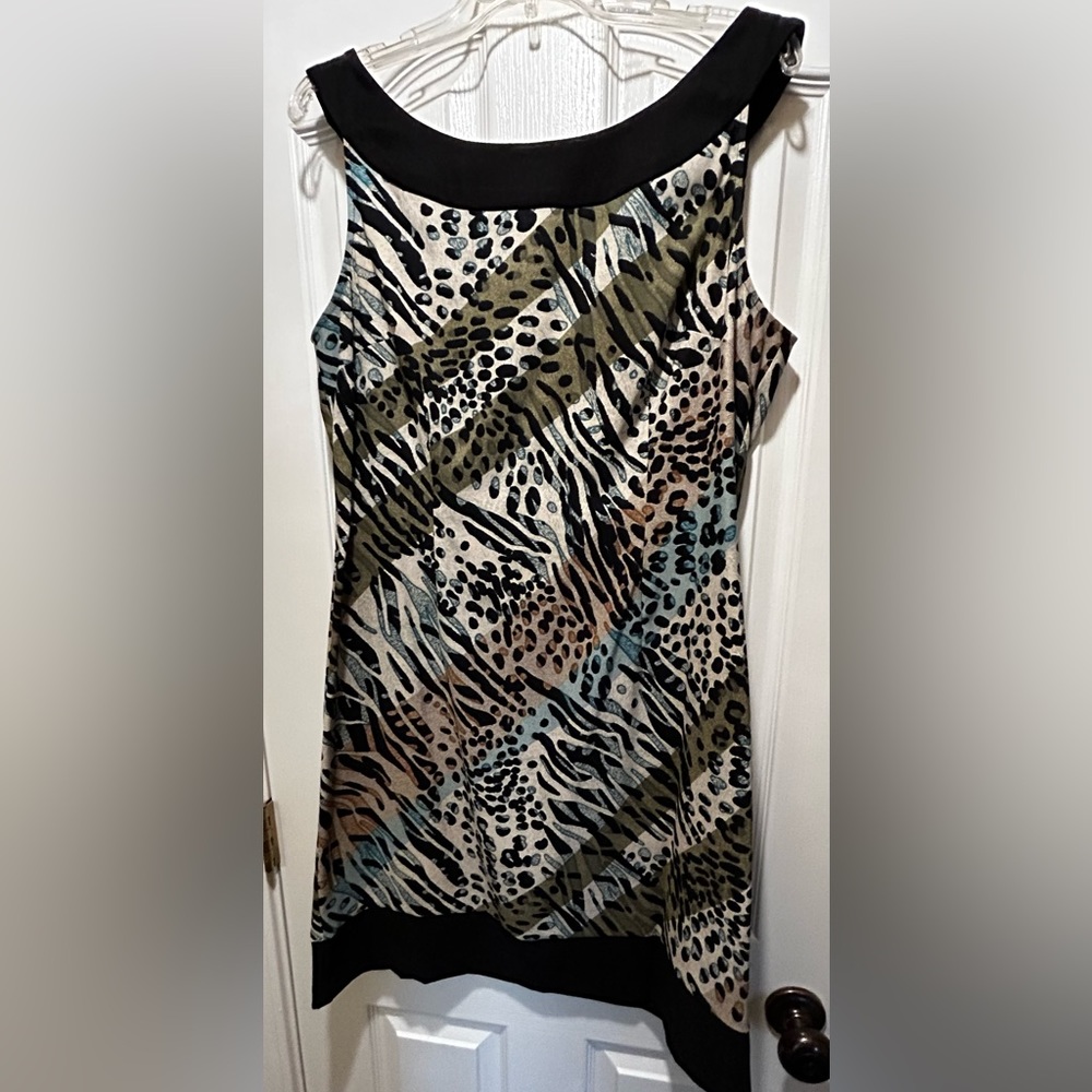 Sleeveless multi print and color dress